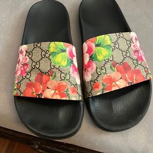 Gucci slides